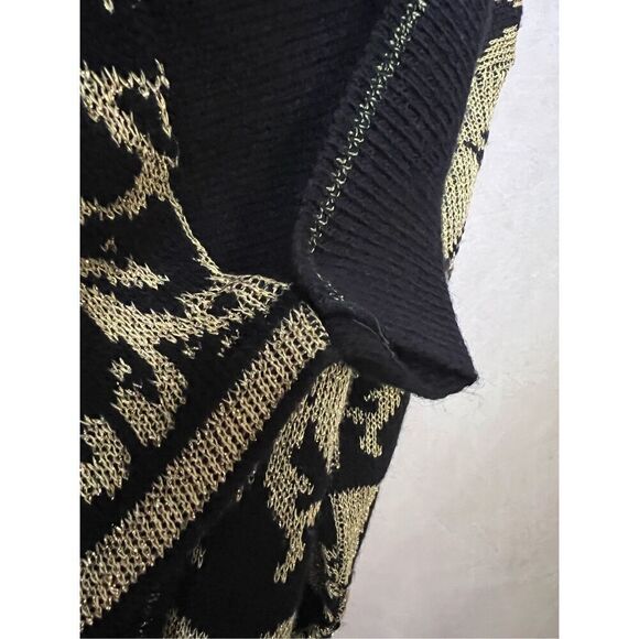 Vintage Plus Size Cardigan - Picture 5 of 5